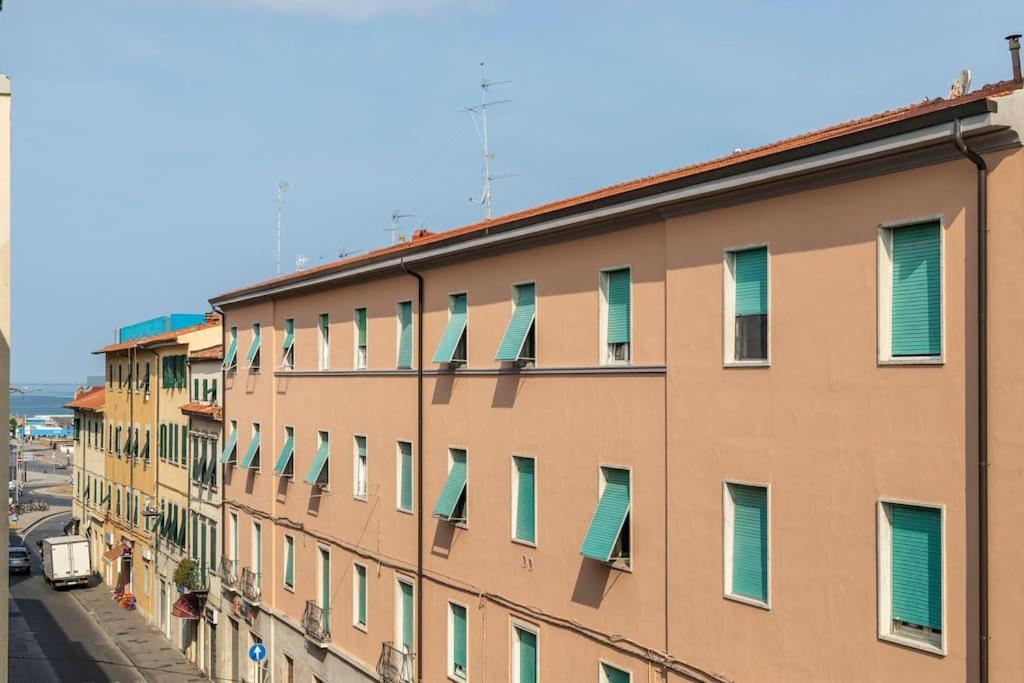 Casa Etruschi - Appartamento Con Posto Auto Livorno Exterior foto
